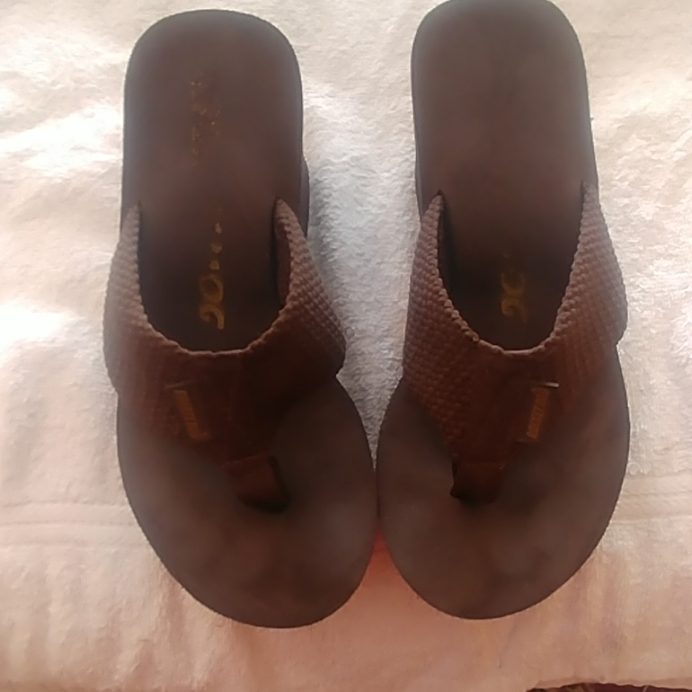 Womens wedge flip flops